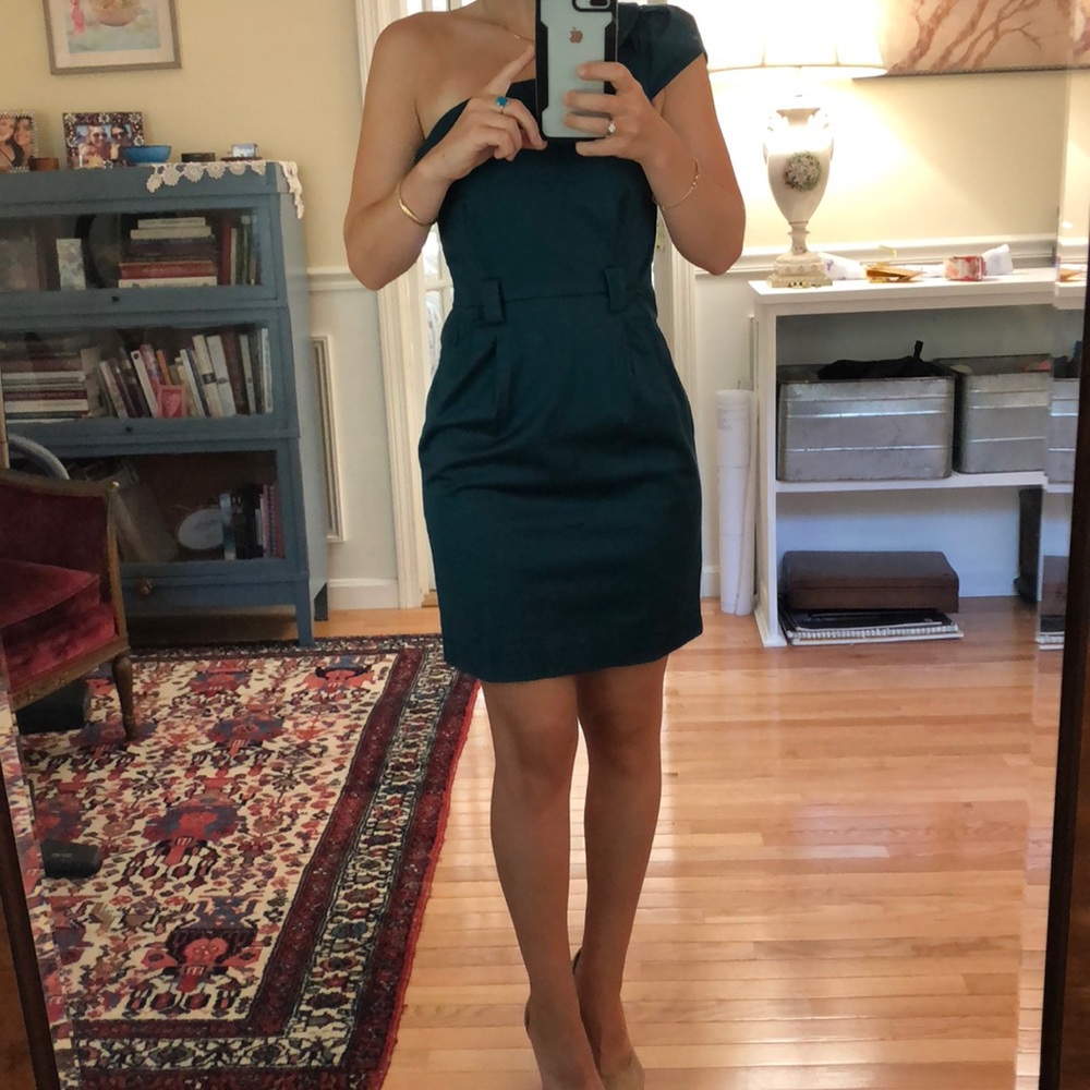 French Connection One shoulder cap sleeve